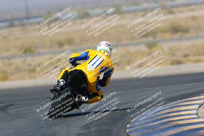 media/Apr-10-2022-SoCal Trackdays (Sun) [[f104b12566]]/Turn 11 Backside (945am)/